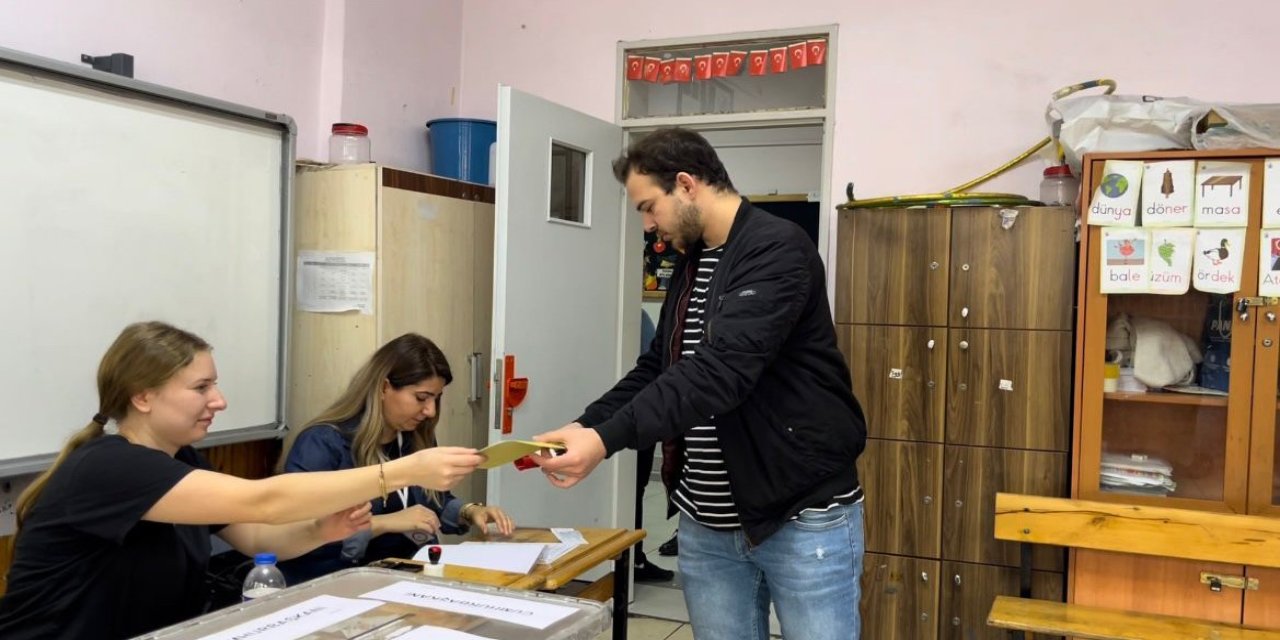 Bursa’da vatandaşlar sandık başına gitti