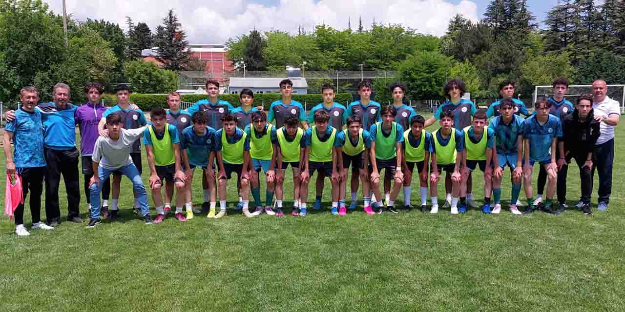 Şekerspor kendi için prova yaptı