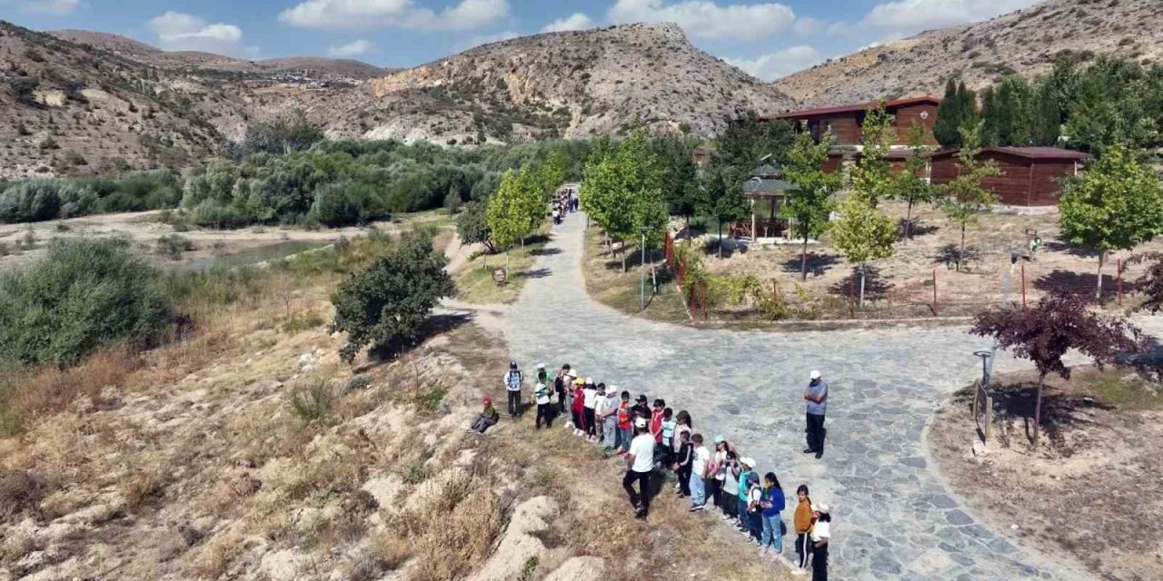 Sille Tabiat Okulu öğrencilerle doğa arasında köprü oluyor