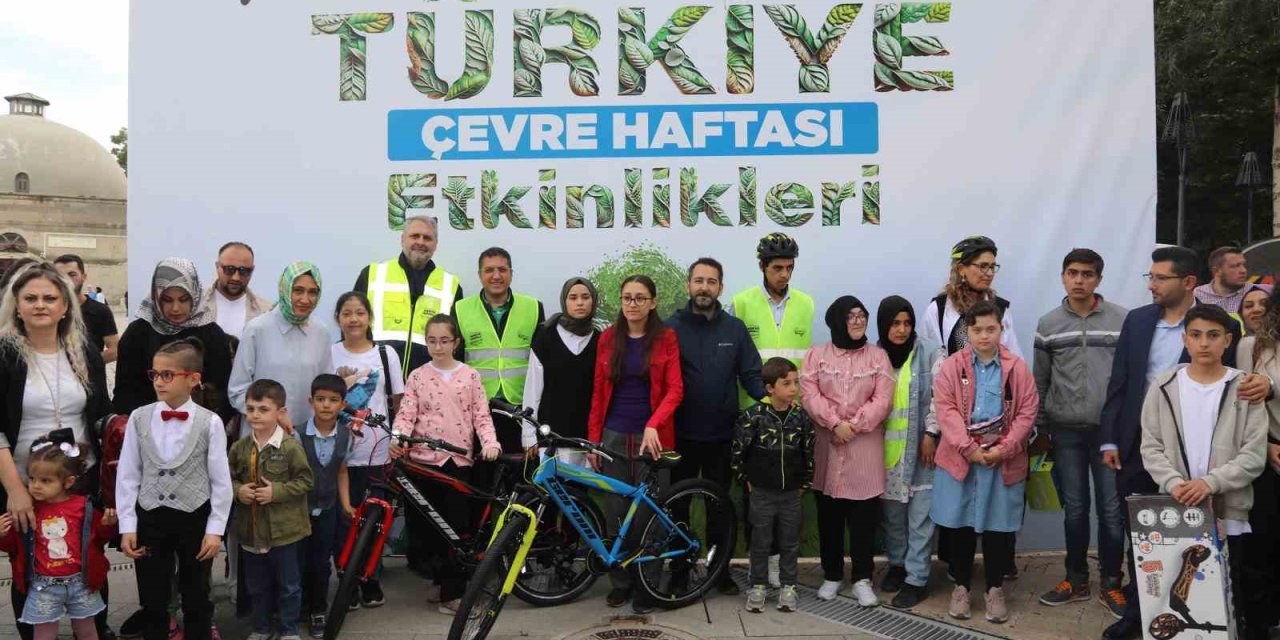 Konya Büyükşehir Çevre Haftası ve Dünya Bisiklet Günü Etkinliği düzenledi