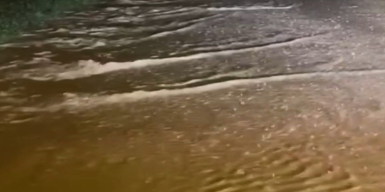 Kastamonu’da kuvvetli sağanak: Bazı köylere ulaşım kapandı