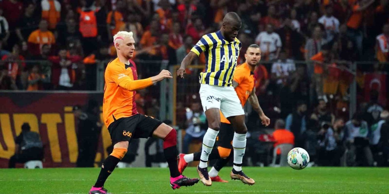 Spor Toto Süper Lig: Galatasaray: 3 - Fenerbahçe: 0 (Maç sonucu)