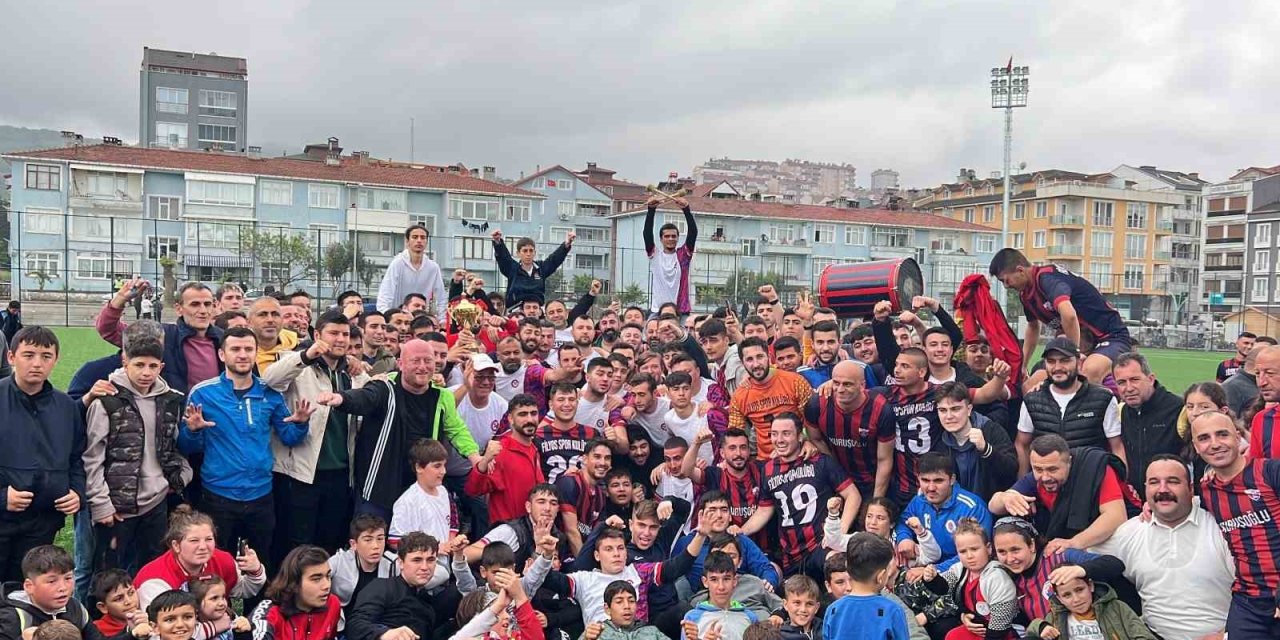 Filyos Ateşspor şampiyonluğu taraftar ile beraber yaşadı
