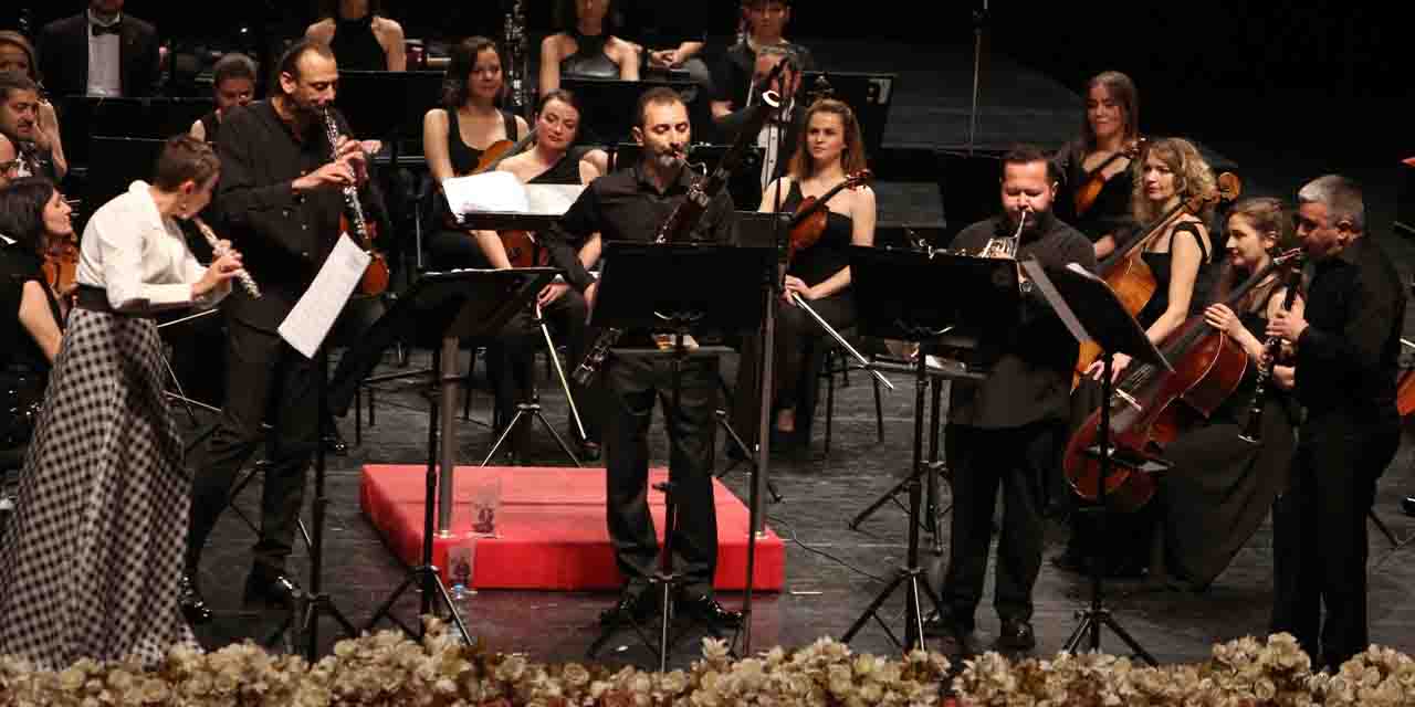 Yunus Emre Nefesli Beşlisi’nden büyüleyici performans