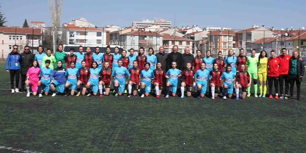 Kadın futbolcularımız 14 haziran’da oynayacak