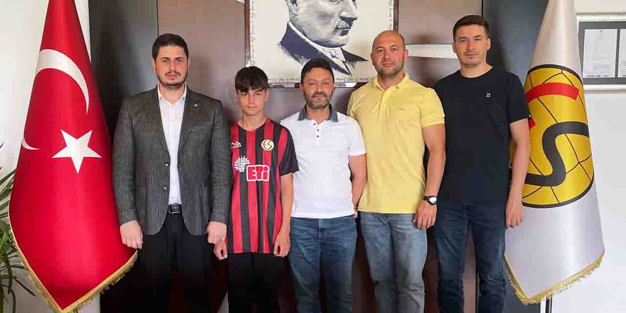 Sözer İnşaat'tan Eskişehirspor'a destek