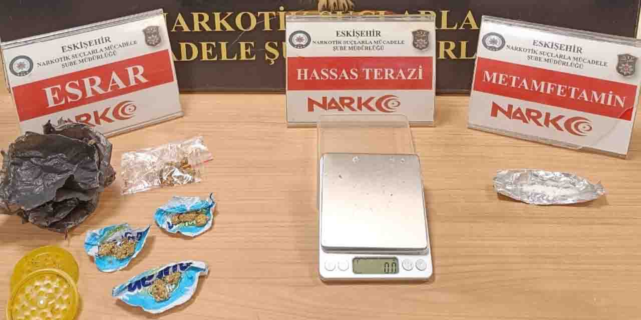 Eskişehir'de zehir tacirleri kıskıvrak yakalandı