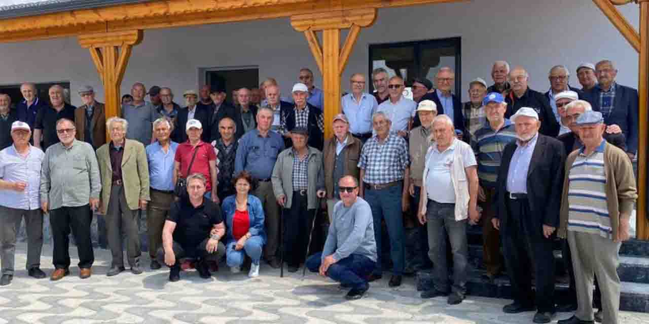 Mahmudiye'de "Yaşlılara Vefa" etkinliği takdir topladı