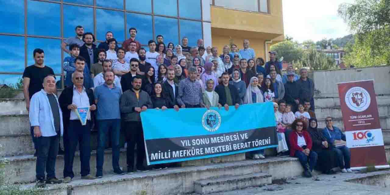Millî Mefkûre Mektebi'nde mezuniyet heyecanı