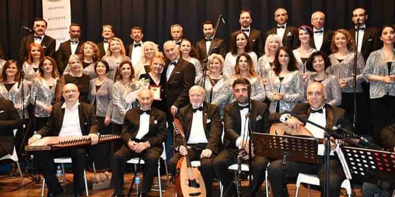 Türk Sanat Müziği Korosu ‘sezon sonu konseri’ne tam not