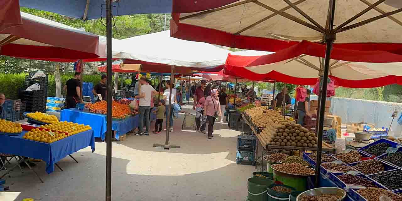 Sınav günü kurulan semt pazarı tepki topladı (Video haber)