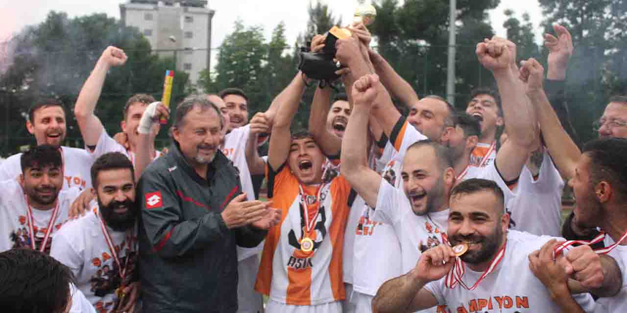 Şampiyonluk kupayla taçlandı