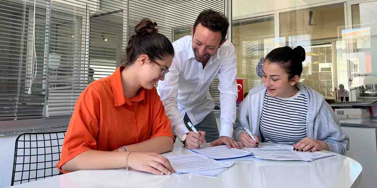 O proje gençlere üniversite konusunda yardımcı olacak