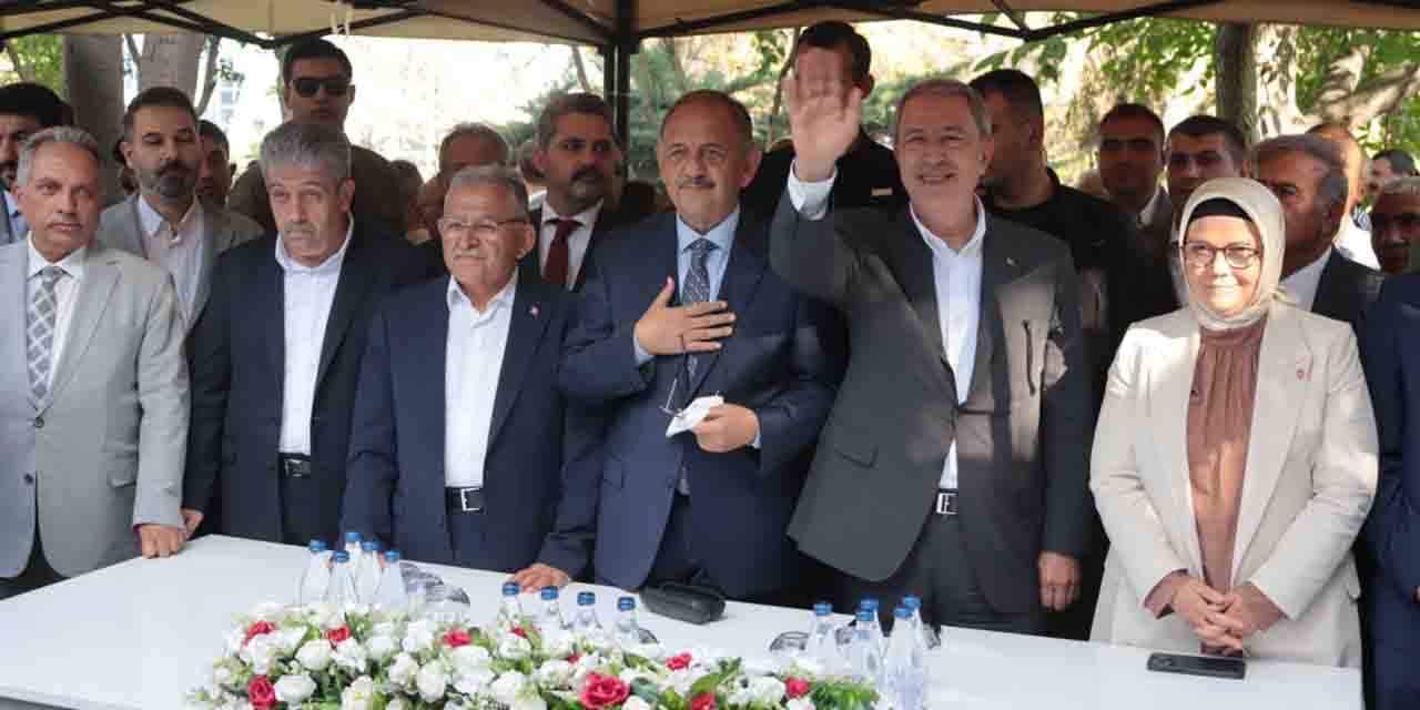 Özhaseki açıkladı: Maddi zarar 100 milyar dolar!