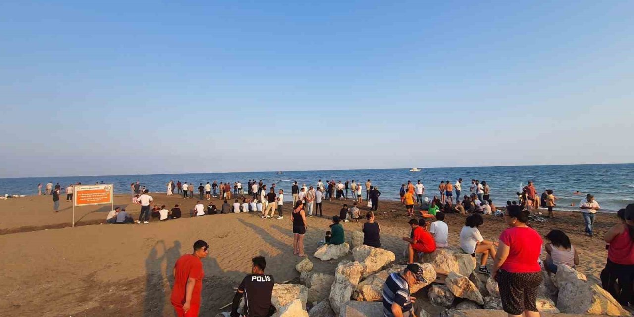 Mersin’de denizde kaybolan genci arama çalışması başlatıldı