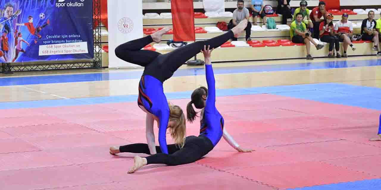Eskişehir'de Yaz Spor Okullarına görkemli açılış