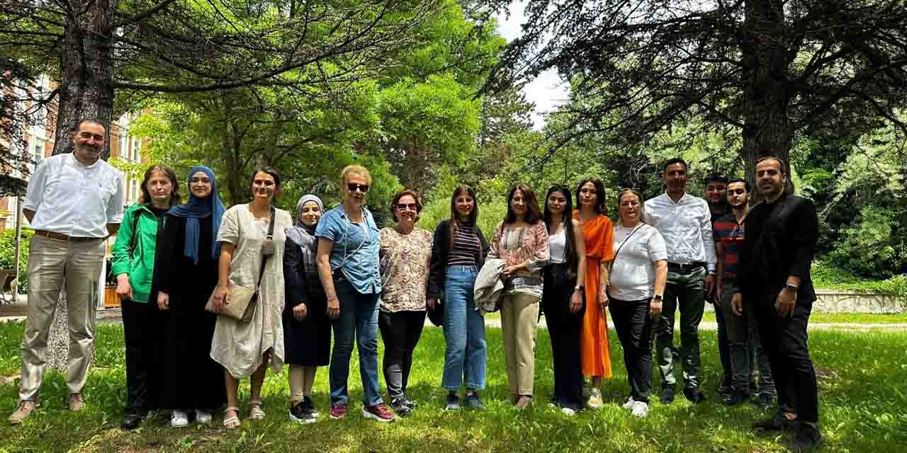 AÖF öğrencileri Yaz Kampüs Programı'yla bir araya geldi