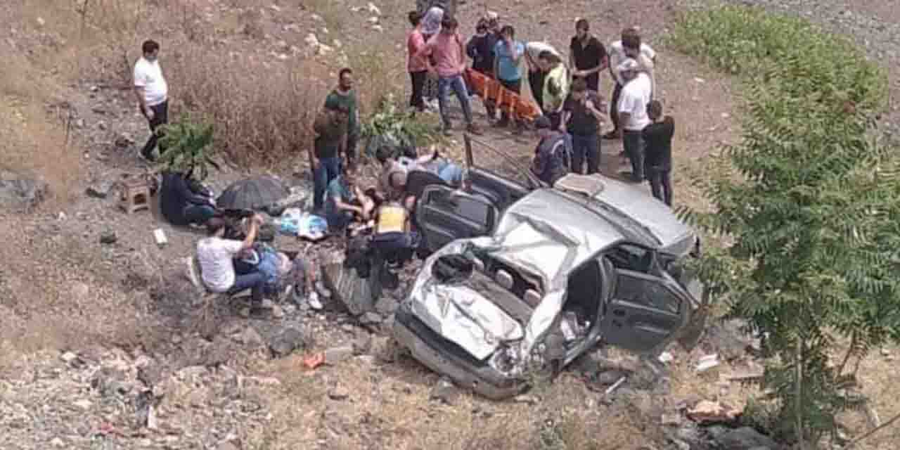Kayseri'de otomobil şarampole yuvarlandı: 2 ağır yaralı