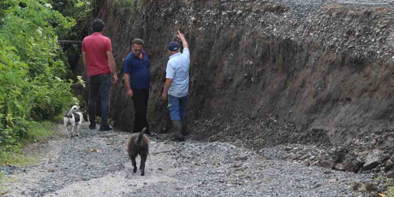 Samsun'da koca mahalle çöküyor, halk tedirgin!