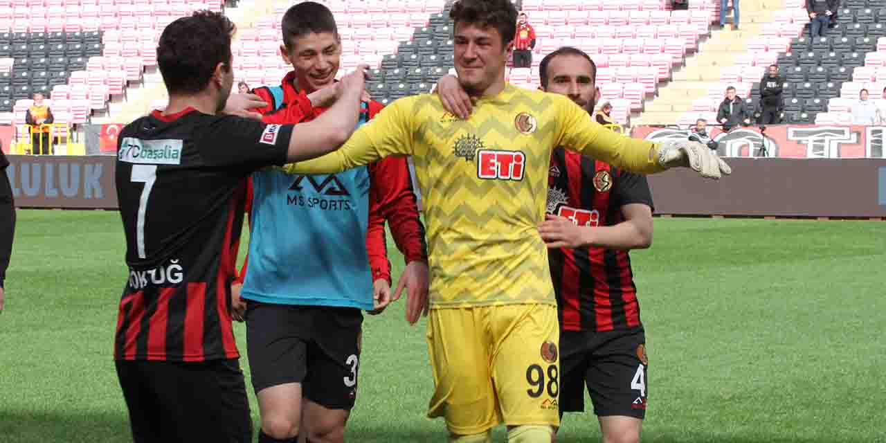 Eskişehirspor'un file bekçisi ayrılmak istiyor