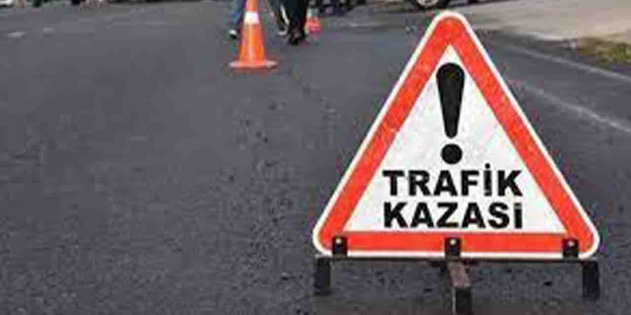 Van'da iki otomobil çarpıştı: 2 yaralı