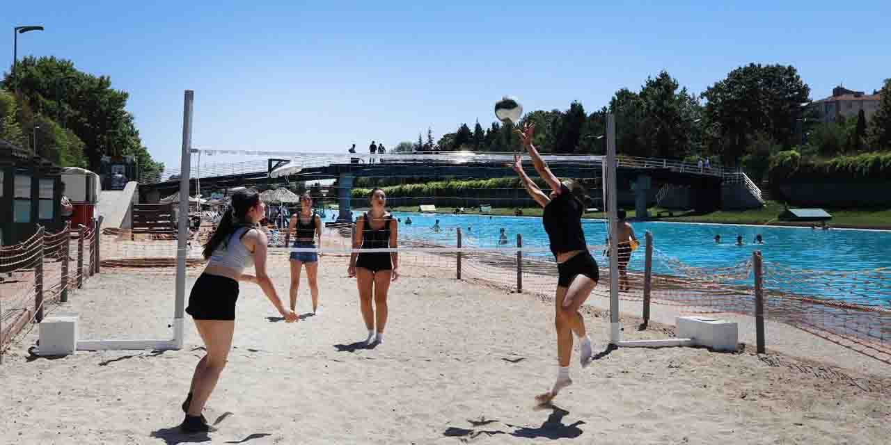 Eskişehir Futbol Eğitim Koleji her yerde