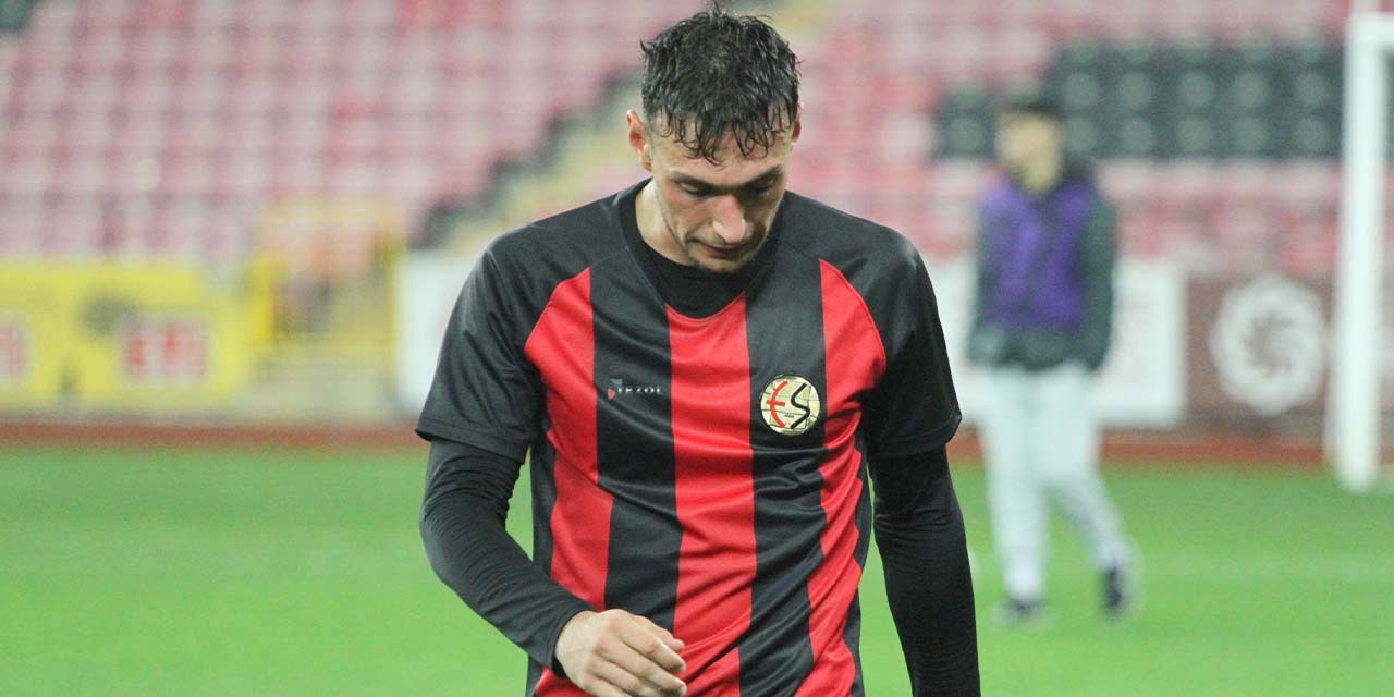 Eskişehirspor'da sponsor belli oldu. Formalar baskıda...