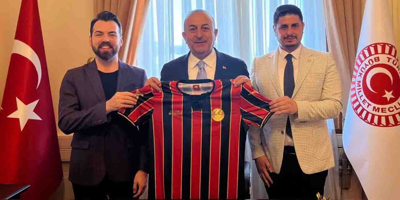 Erkan Koca Mevlüt Çavuşoğlu ile görüştü