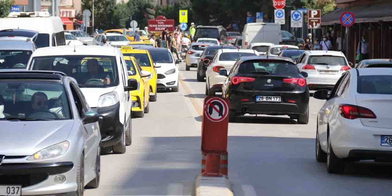 Eskişehir trafiğine bir darbe daha! Araç sayısı yükseliyor