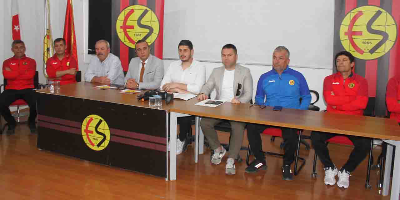 Eskişehirspor neden Amatör Lig'e düştü? Erkan Koca açıkladı!