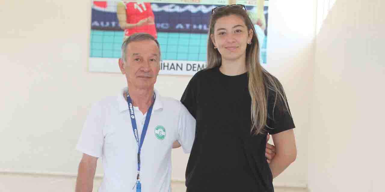 Fenerbahçeli voleybolcu DSİ Bentspor antrenmanında