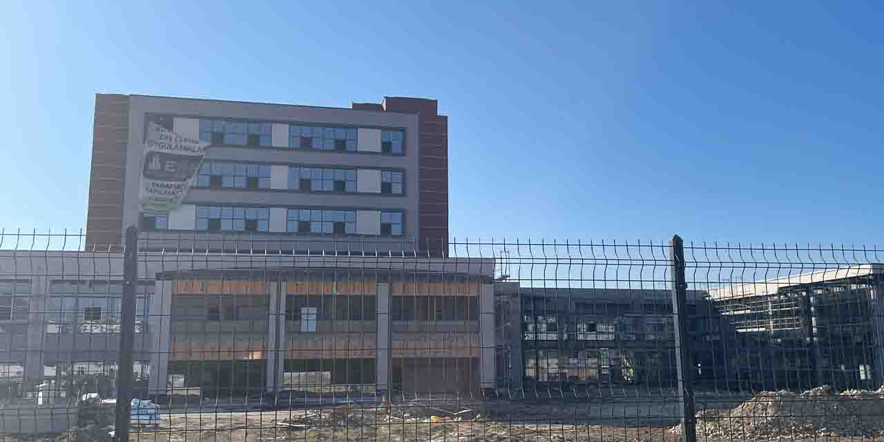 Devlet hastanesinden 350 bin liralık tel çaldılar