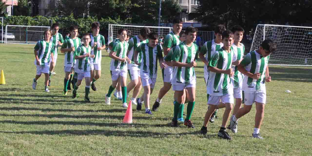 DSİ Bentspor tesisleri futbolcu fabrikasına dönüştü