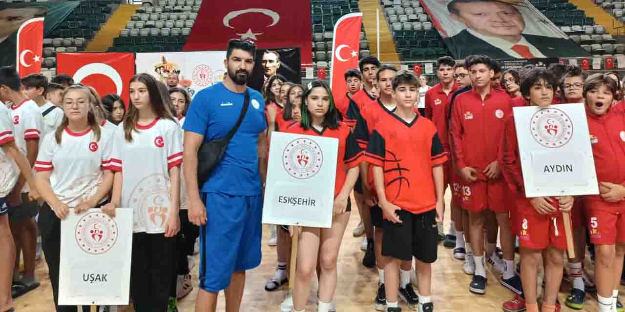 Eskişehir Basketbol Muğla Bölge'de esti geçti