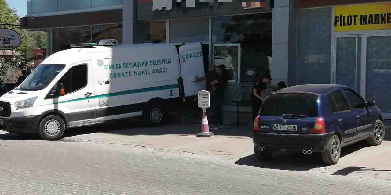Manisa'da pizza dükkanında silahlı saldırı: 1 ölü 1 yaralı