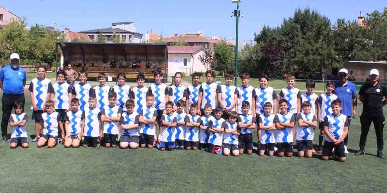 Büyükşehir Futbol Yaz Okulu’nda yetenek avı