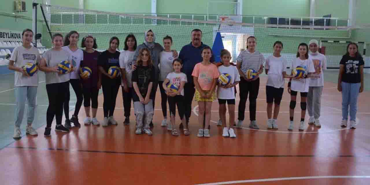 Beylikova'dan en çok talep voleybola
