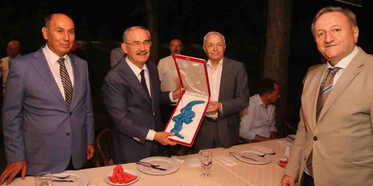 Eskişehir'de neler oluyor? İYİ Partililer ve Büyükerşen...