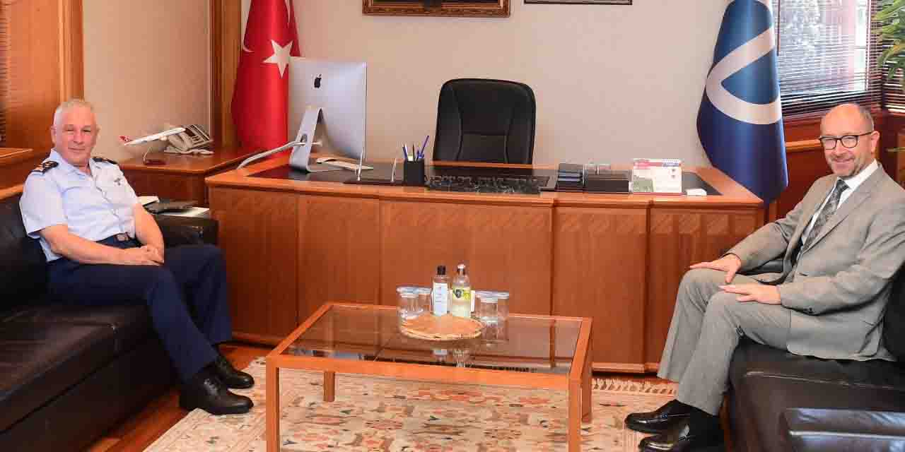 Orgeneral Ziya Cemal Kadıoğlu'ndan Rektör Erdal'a ziyaret