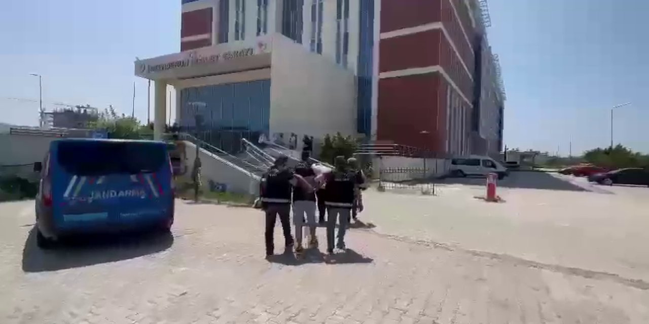 Hırsızlık şüphelileri yakalandı