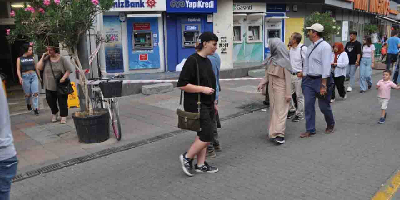Eskişehir'de rüzgar faciaya yol açıyordu