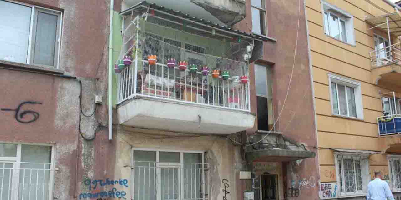 Eskişehir'deki o ev vatandaşların dikkatini çekiyor