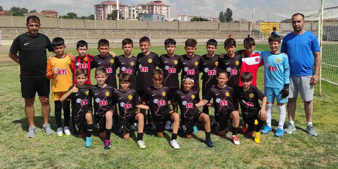 Eskişehirspor Ankara'dan istediğini aldı