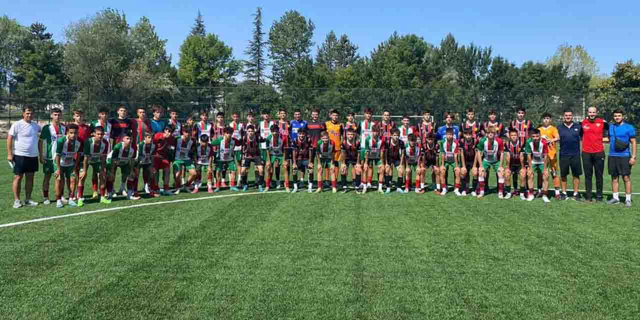Eskişehirspor ile Osmaneli Belediyespor arasında özel maç