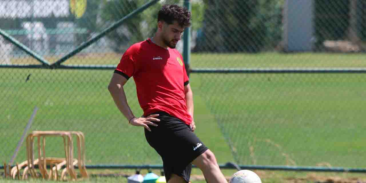 Eskişehirspor'un defansı kulüp arıyor