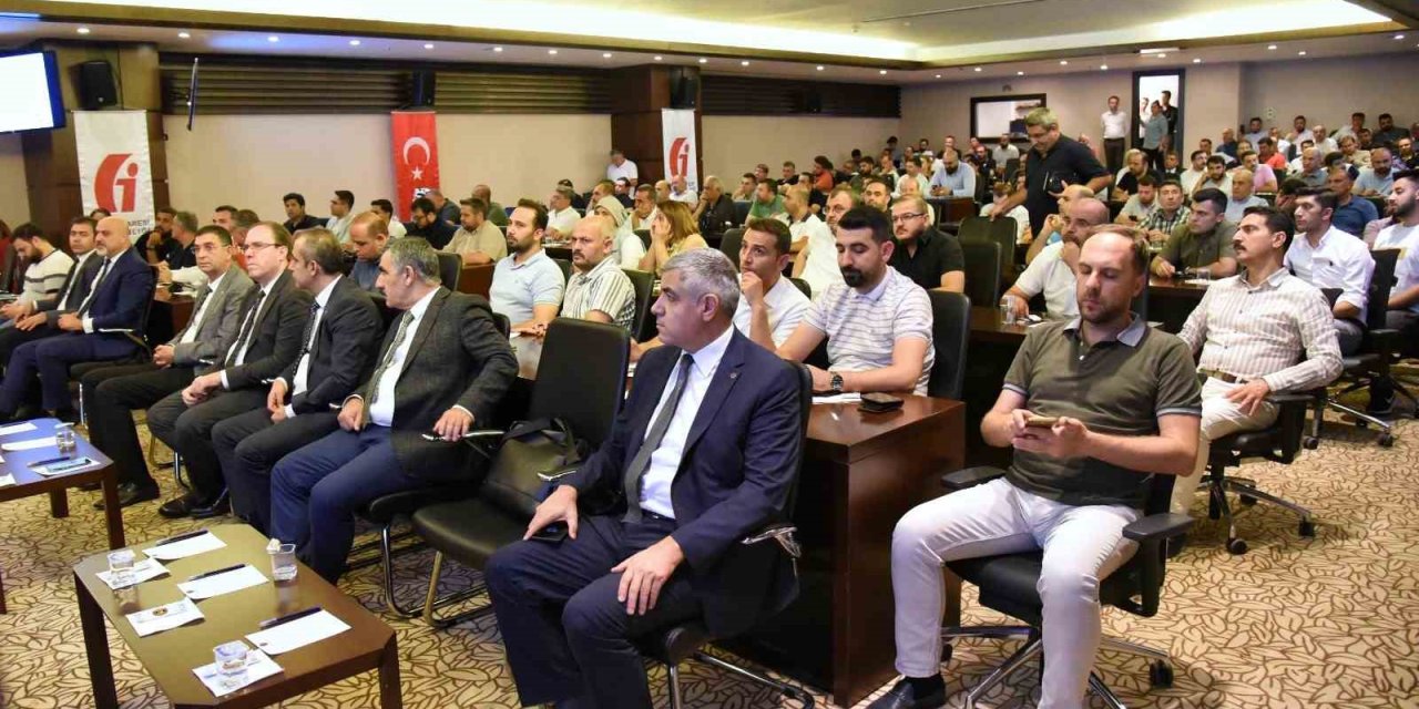 GSO’da deprem bölgesine yönelik vergi düzenlemeleri anlatıldı