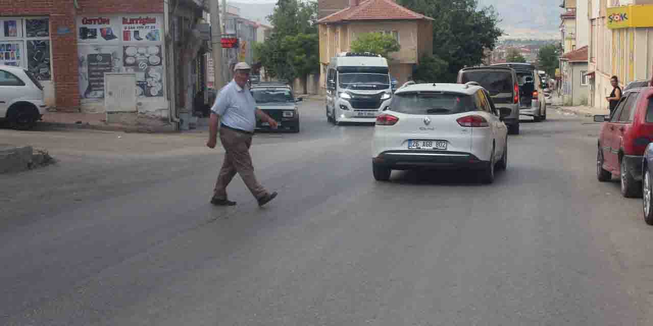 Eskişehir'deki o cadde vatandaşı canından bezdirdi