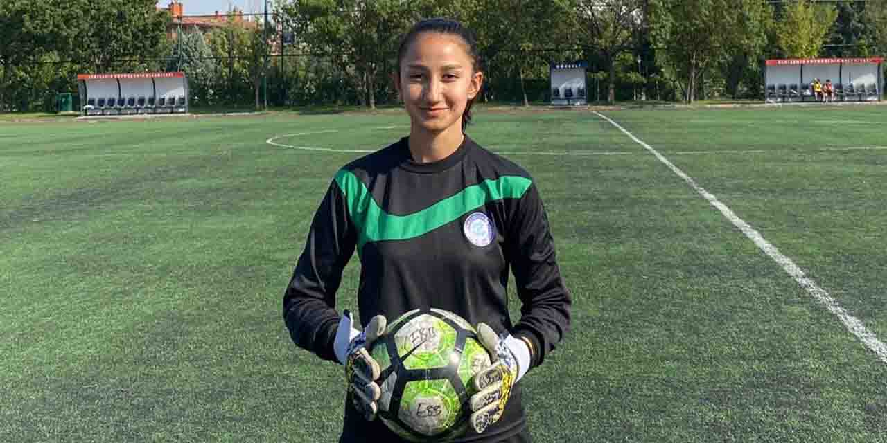 Büyükşehir'in kalecisinden başarılı performans
