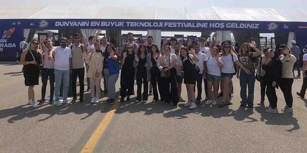Eskişehirli 200 gençten TEKNOFEST'te buluştu