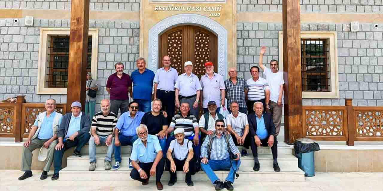 Eskişehir'in koca çınarları Odunpazarı'yla bir arada